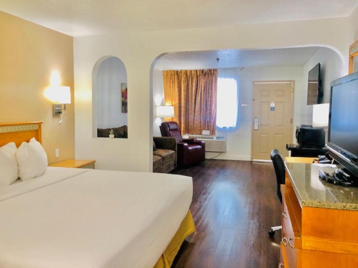 Surestay Plus Hotel By Best Western Albuquerque I-40 Eubank Exteriér fotografie