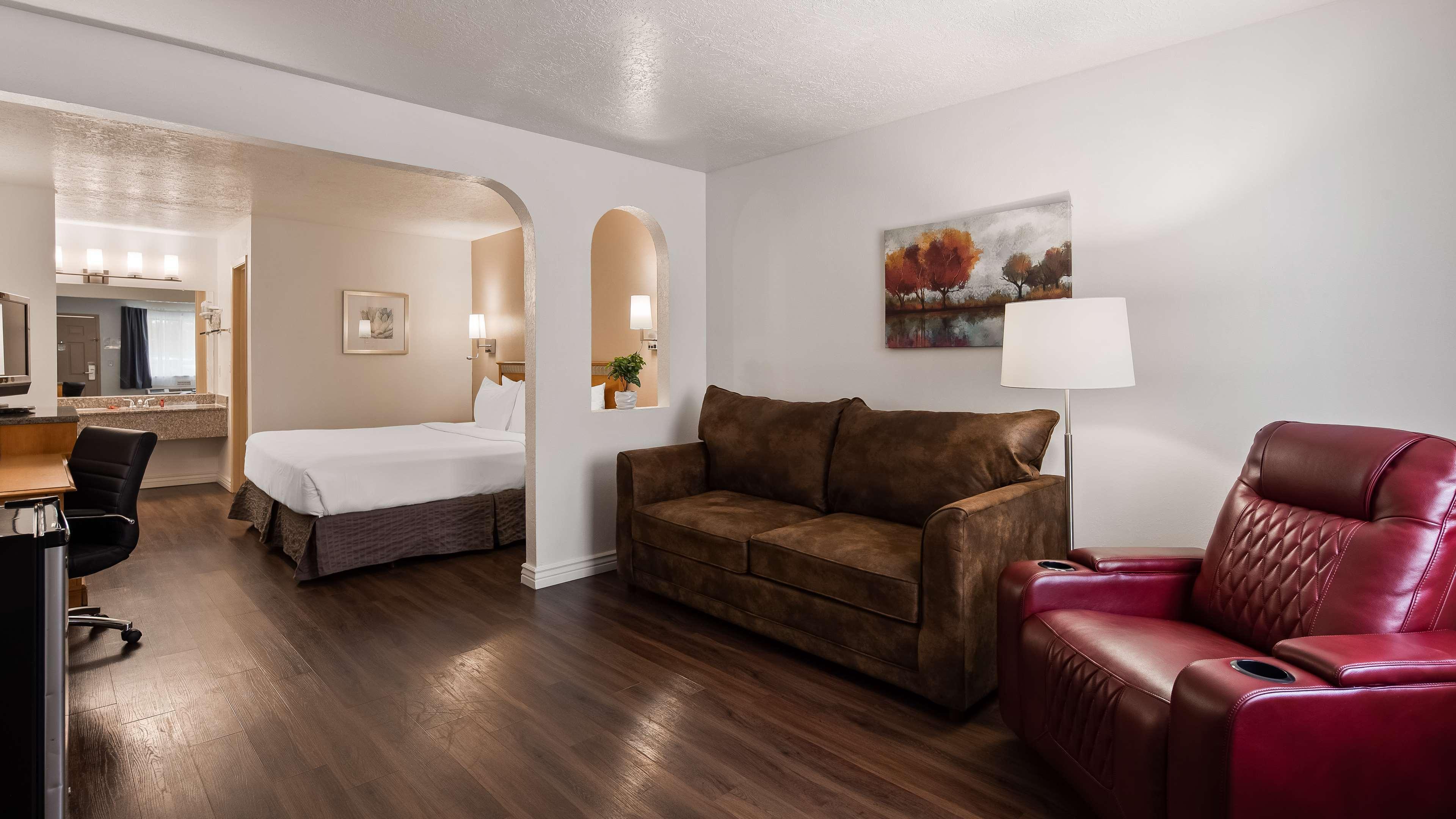 Surestay Plus Hotel By Best Western Albuquerque I-40 Eubank Exteriér fotografie